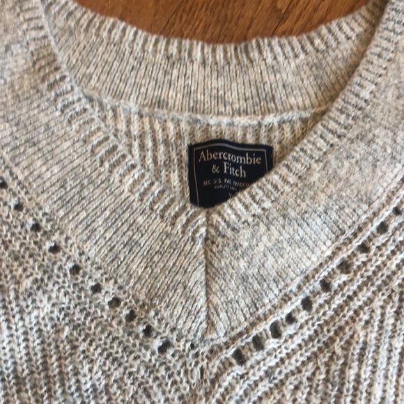 Women’s sweater size xs - Picture 2 of 6